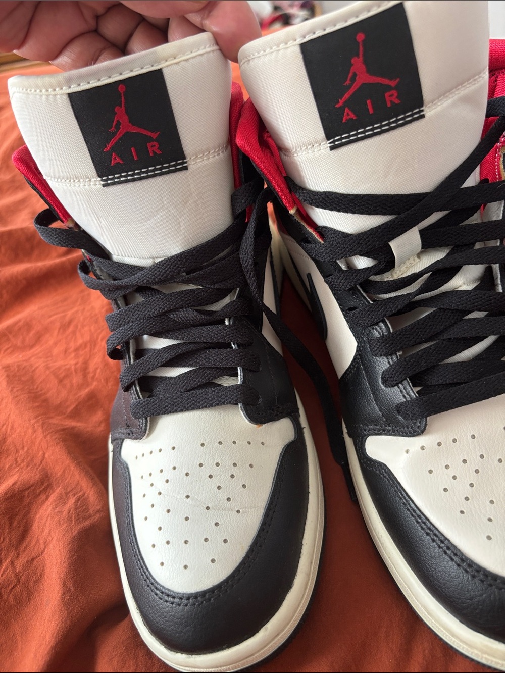 Nike Black White Red Air Jordan 1 Mid Basketball Shoes - Picture 11 of 15
